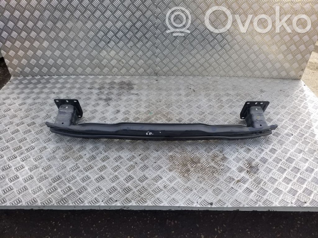 Audi A1 Travesaño del parachoques trasero 