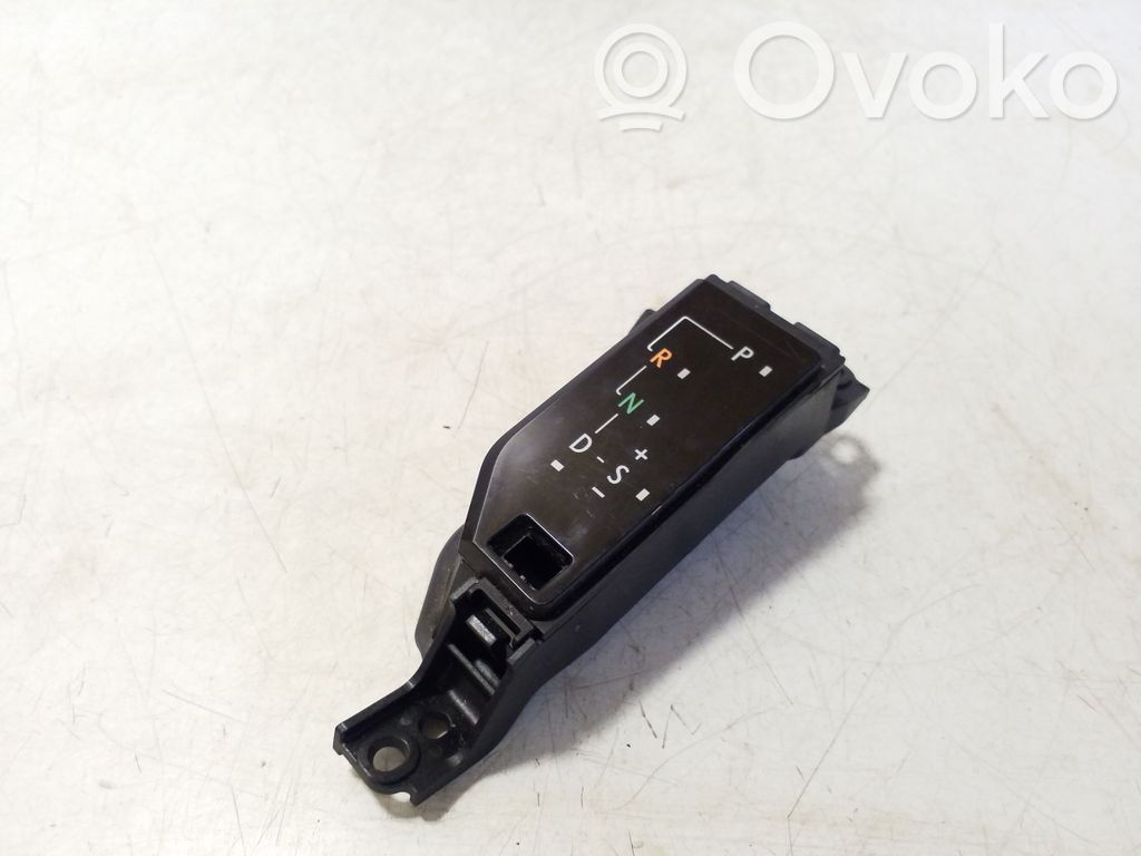 Lexus NX Gear shift selector indicator 