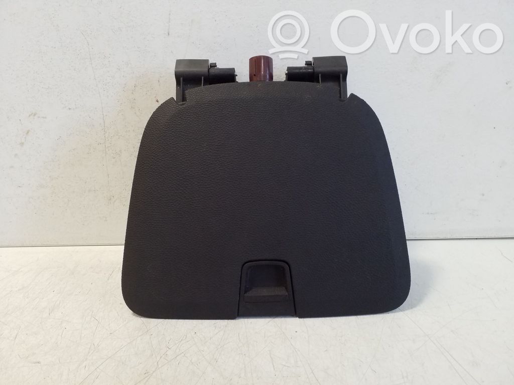 Opel Ampera Glove box 