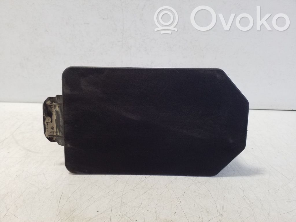 Otros repuestos del interior   4M0971981