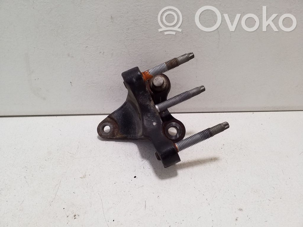Ford Transit Custom Engine mounting bracket 