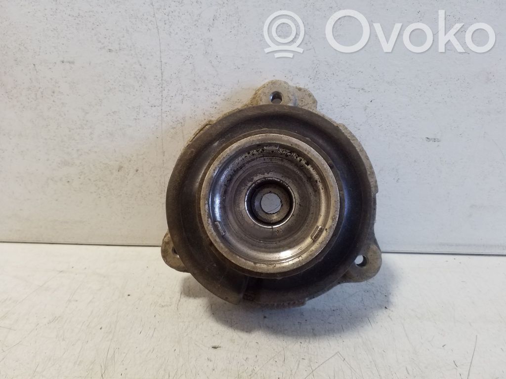 Volvo XC60 Coil spring mount 