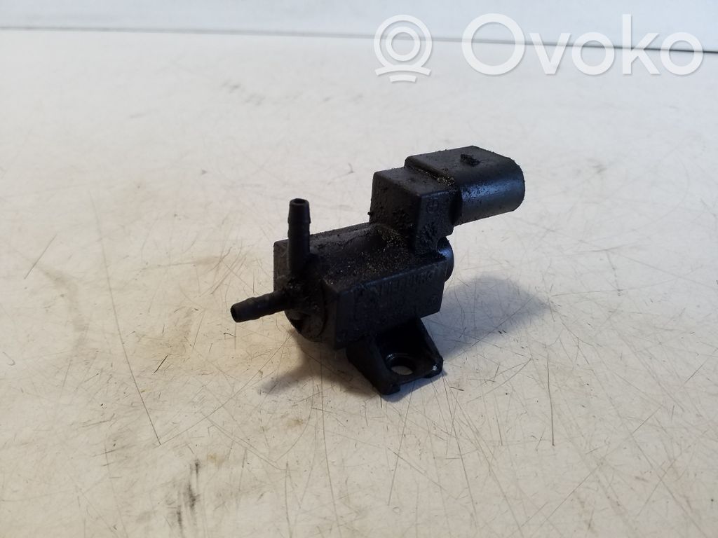 Elettrovalvola turbo   037906283D