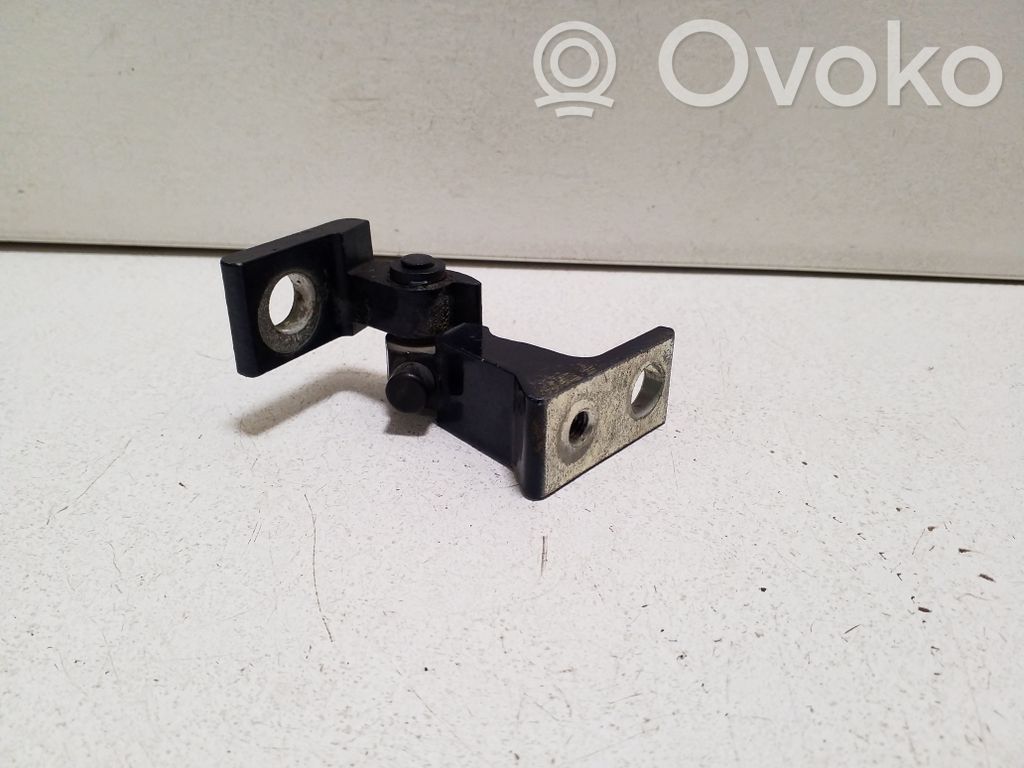 Etuoven yläsarana   8K0831401A