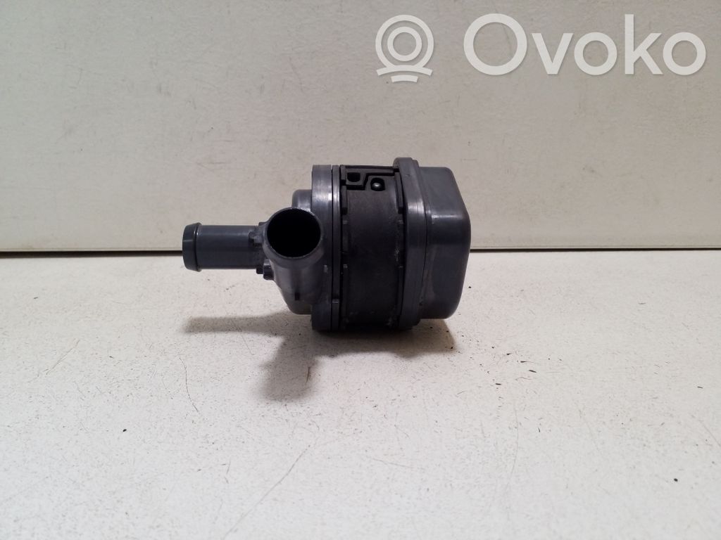Volvo XC60 Pompe à eau de liquide de refroidissement 