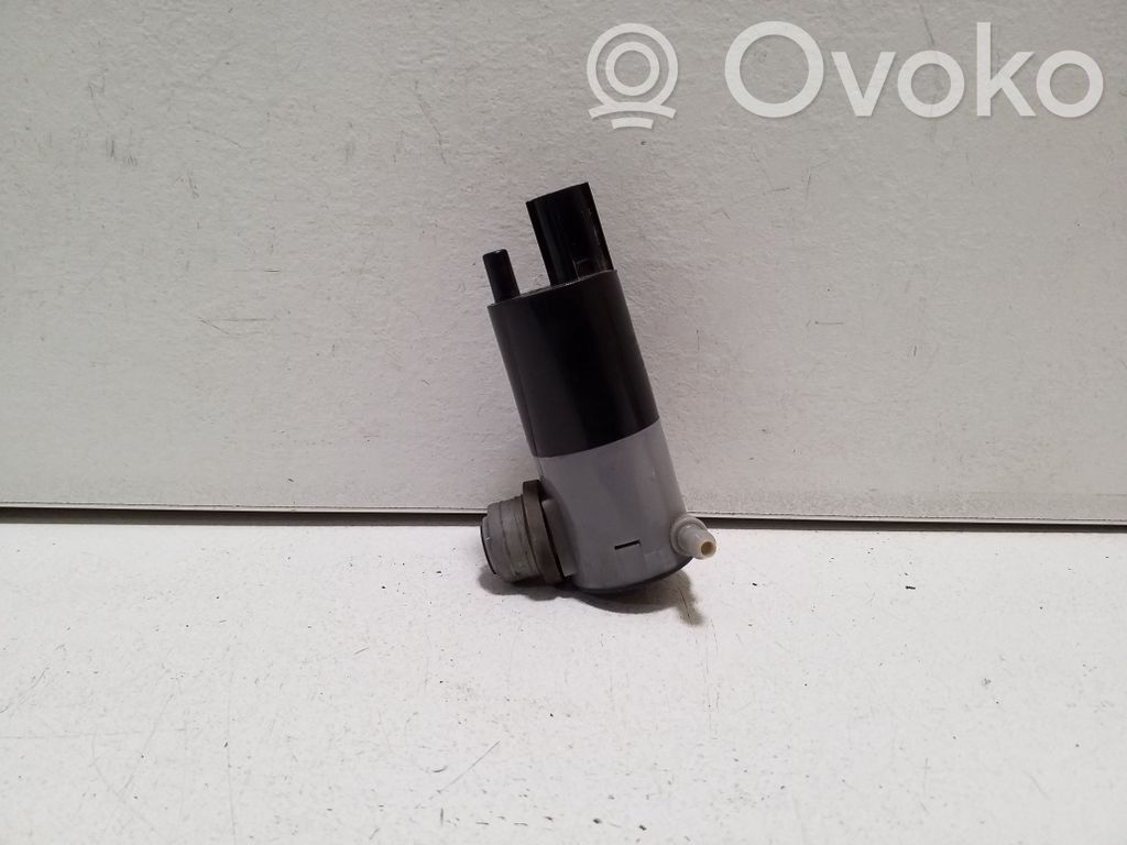 Ford Ranger Windscreen/windshield washer pump 