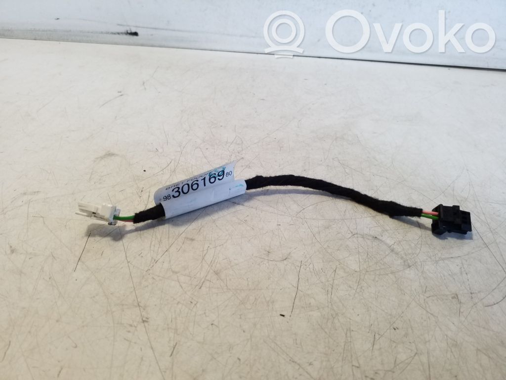 Otros cableados   9830616980