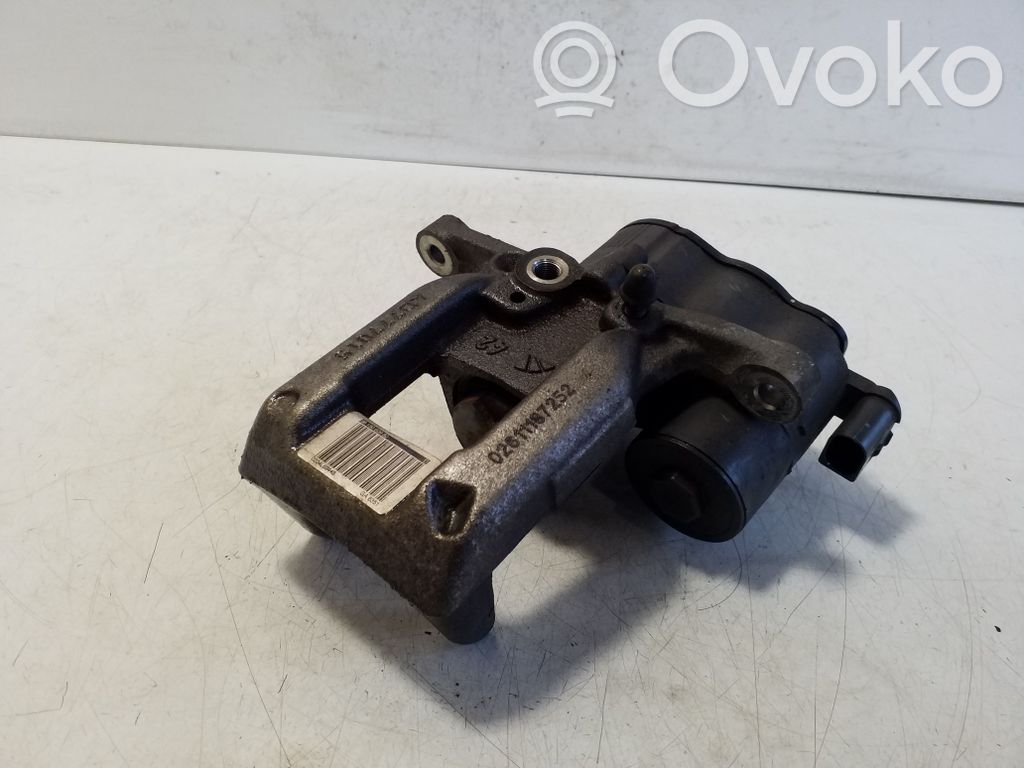 Citroen C5 Aircross Pinza del freno posteriore