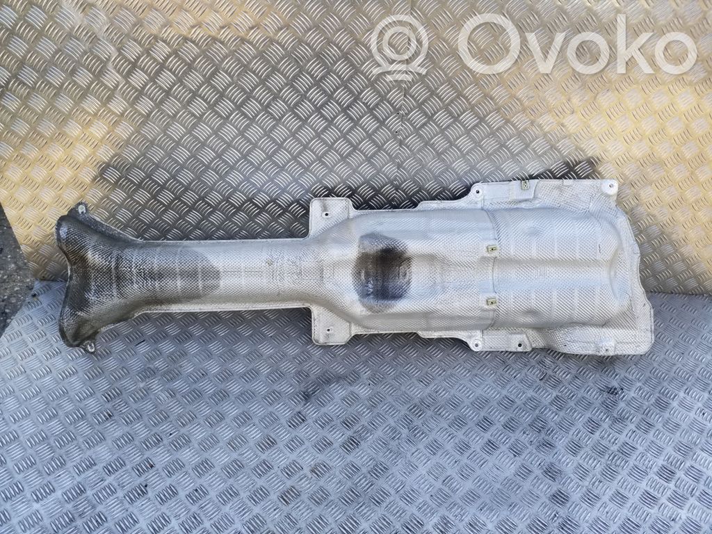 BMW 3 G20 G21 Osłona termiczna rury wydechowej 