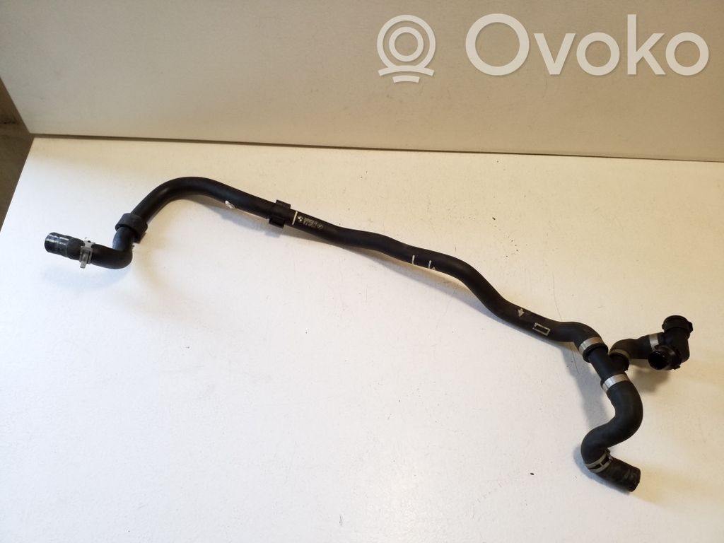BMW 3 G20 G21 Tubo flessibile del liquido di raffreddamento del motore 