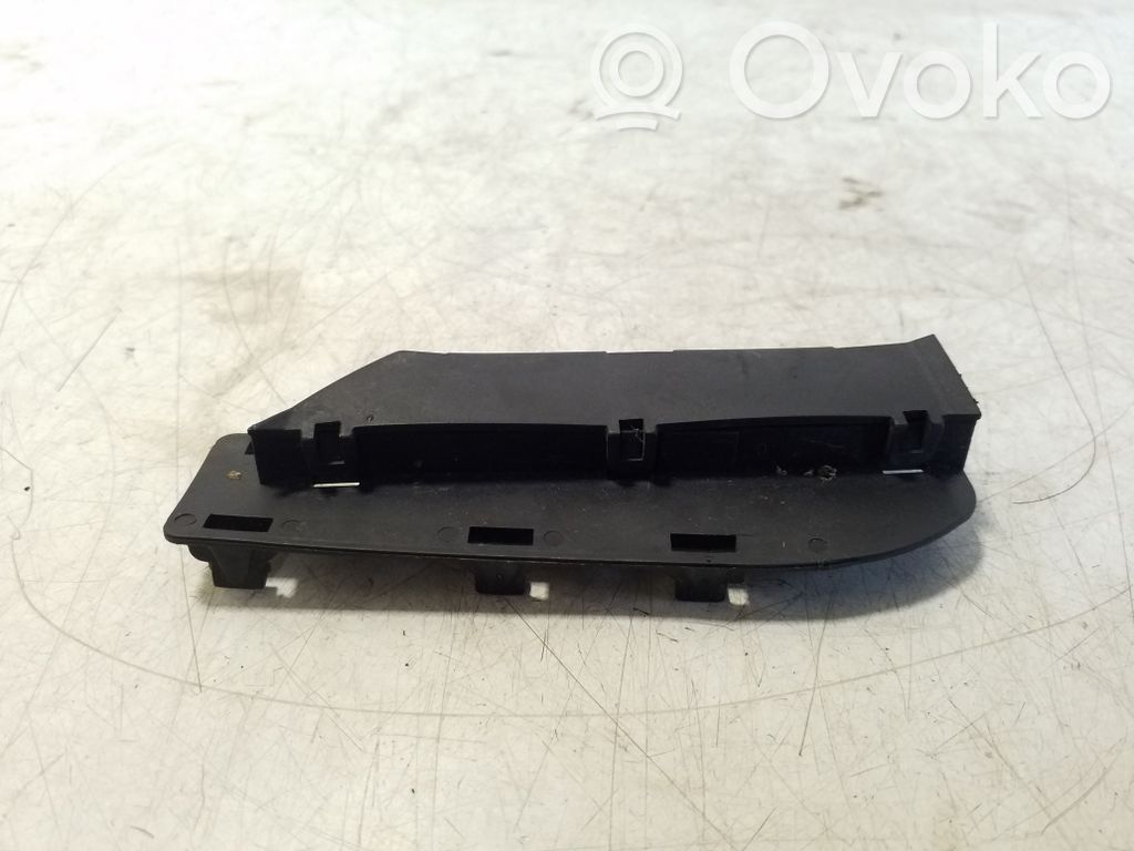 Sonstiges Einzelteil Motorraum   8J0955845