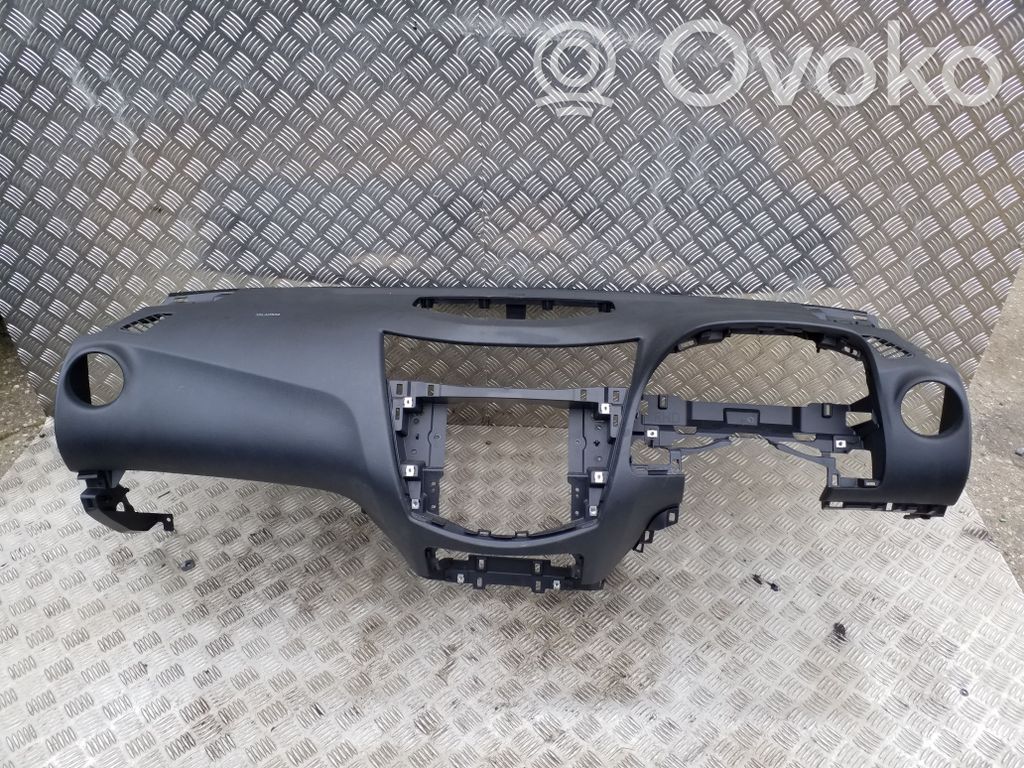 Nissan Navara D23 Deska rozdzielcza 