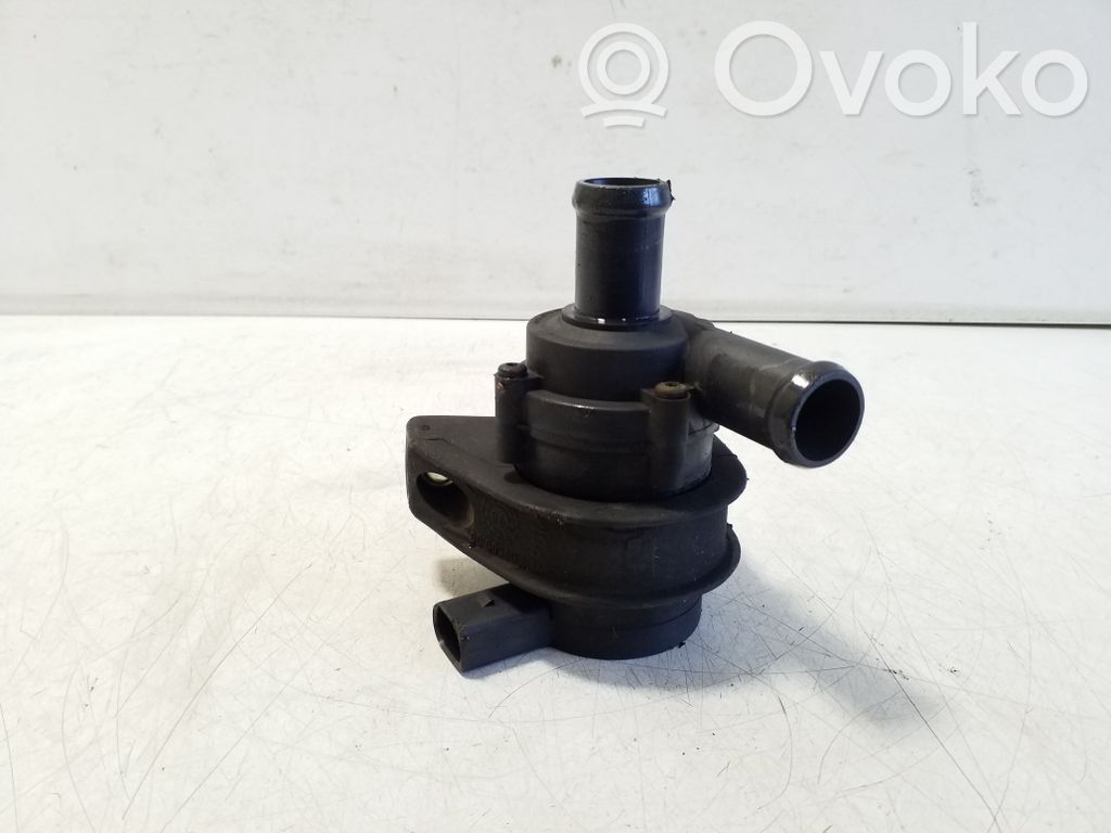 Zusatzwasserpumpe   3W0965561