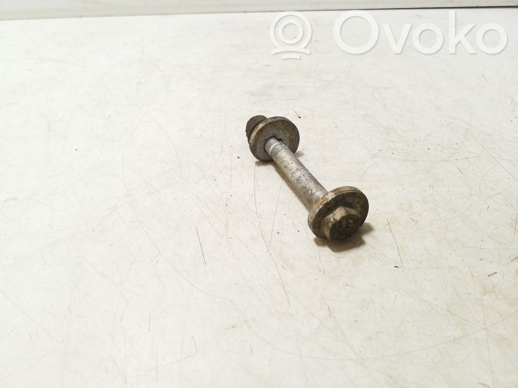 Tornillo de cámara de la suspensión trasera