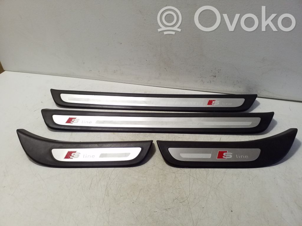 Audi Q5 SQ5 8R Copertura del rivestimento del sottoporta anteriore 