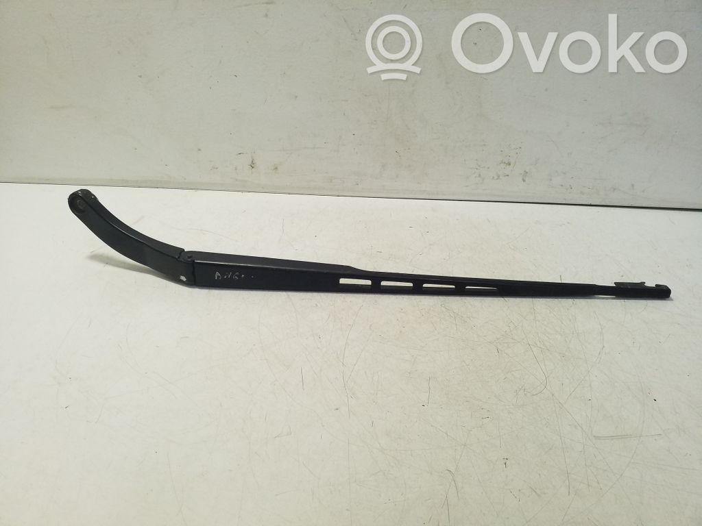 Audi A6 S6 C6 4F Ramię wycieraczki szyby przedniej / czołowej 