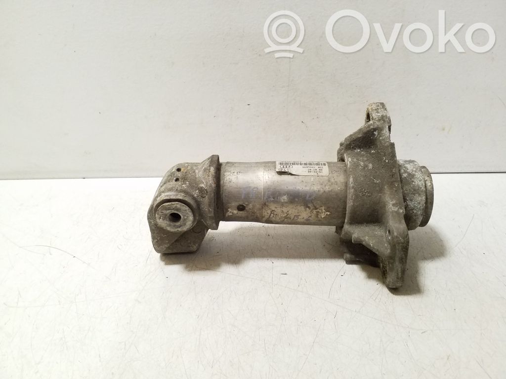 Audi A4 S4 B6 8E 8H Odbój / Amortyzator zderzaka przedniego 
