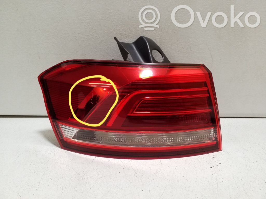 Volkswagen PASSAT B8 Lampa tylna 