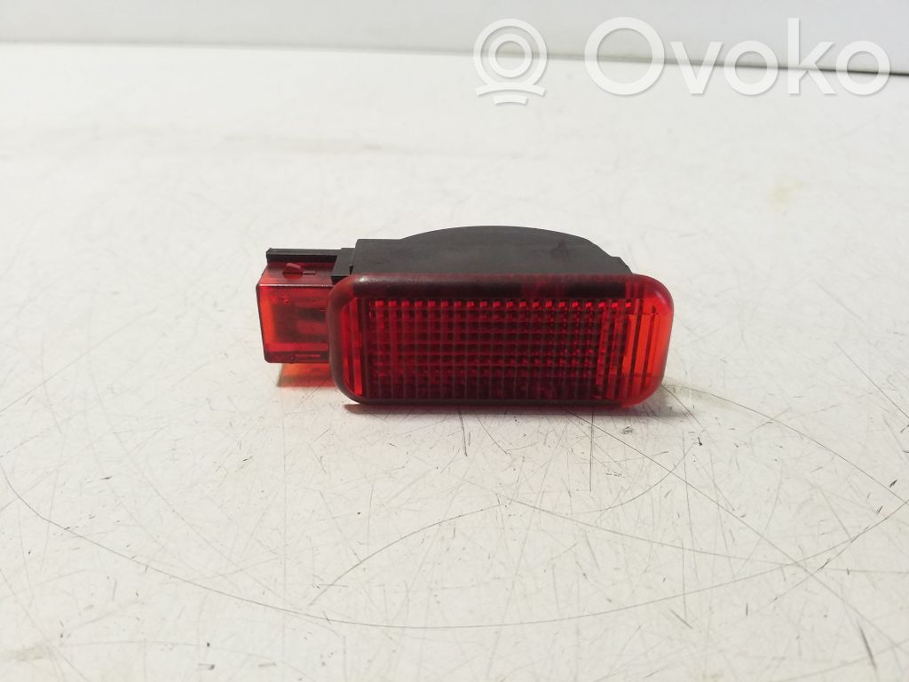 Audi Q3 8U Luce interna per portiera posteriore