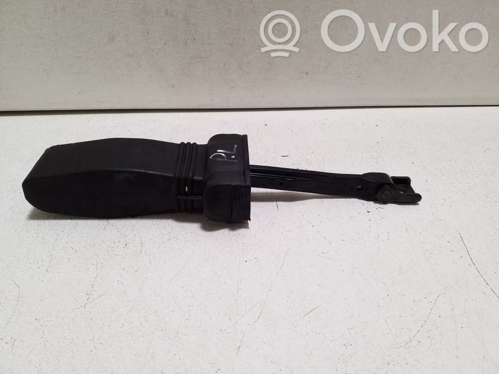 Audi Q3 8U Etuoven pidätin 