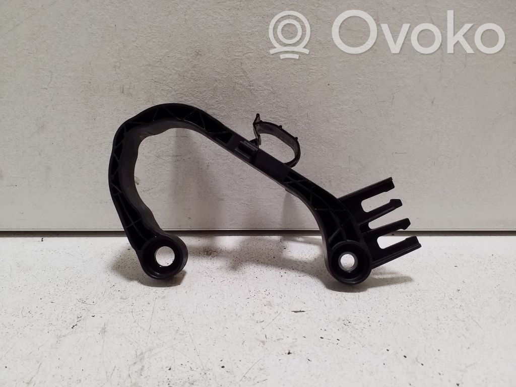 Audi Q3 8U Altra parte del vano motore 