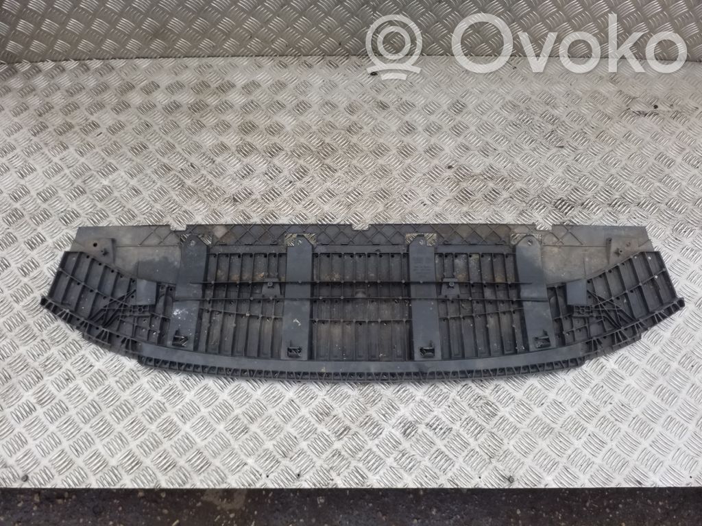 Audi Q3 8U Piastra paramotore/sottoscocca paraurti anteriore 