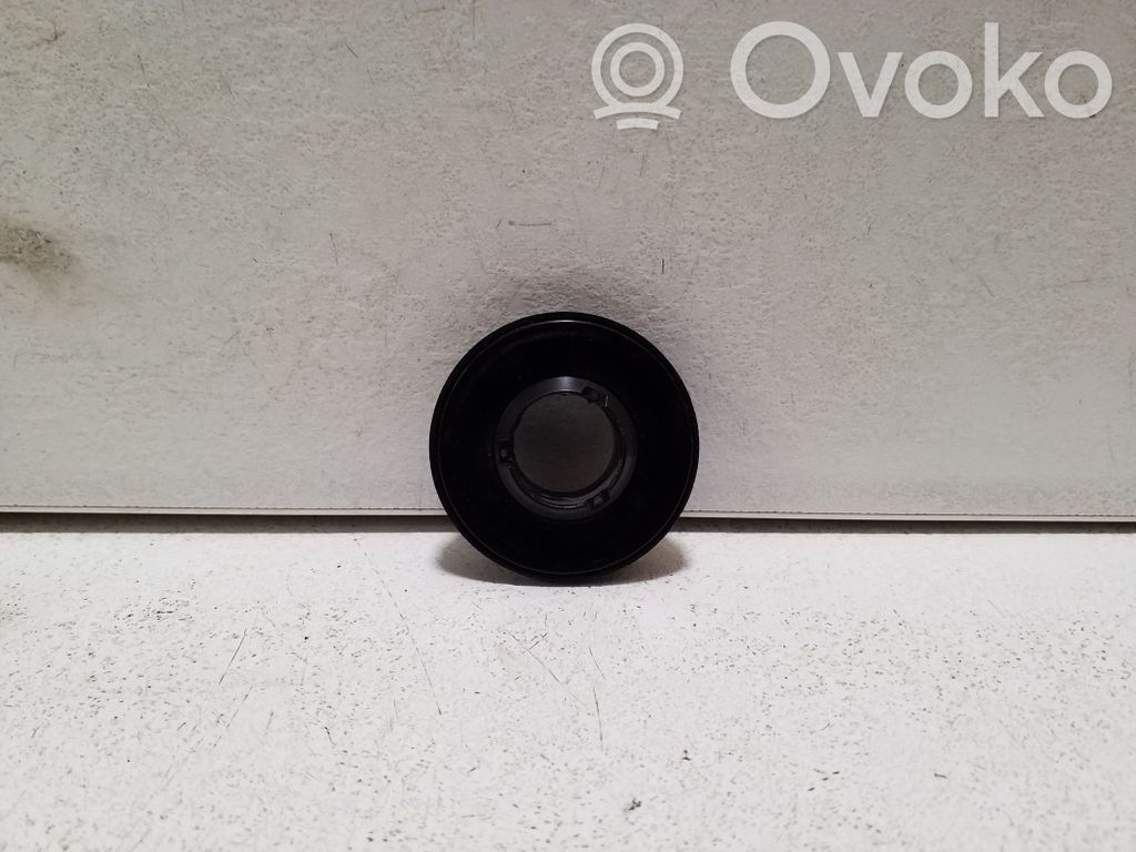 Górne mocowanie amortyzatora przedniego   210729