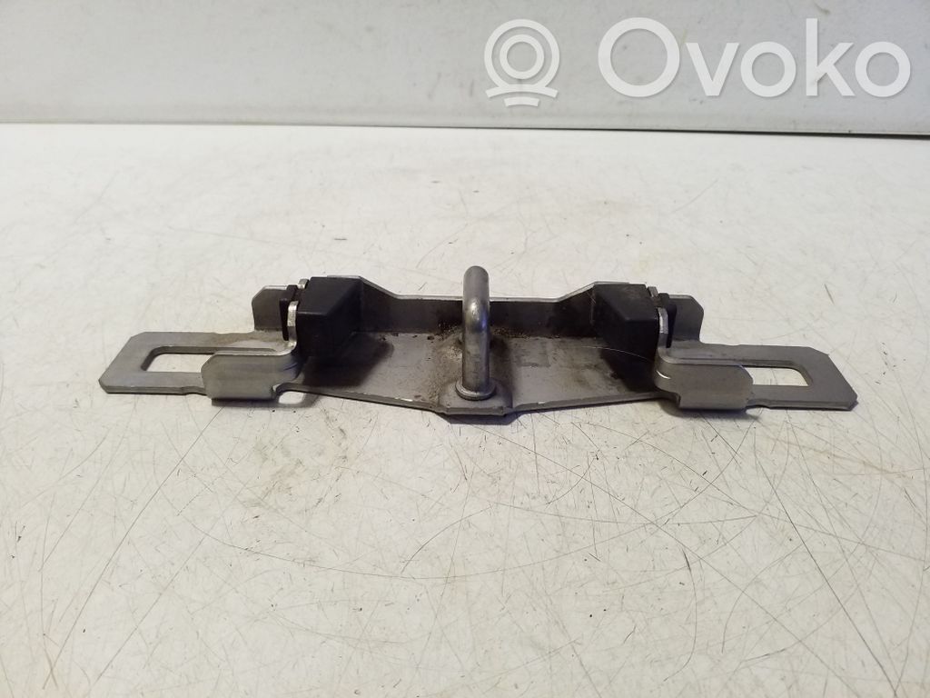 Volvo XC60 Bucle de bloqueo de la tapa trasera 
