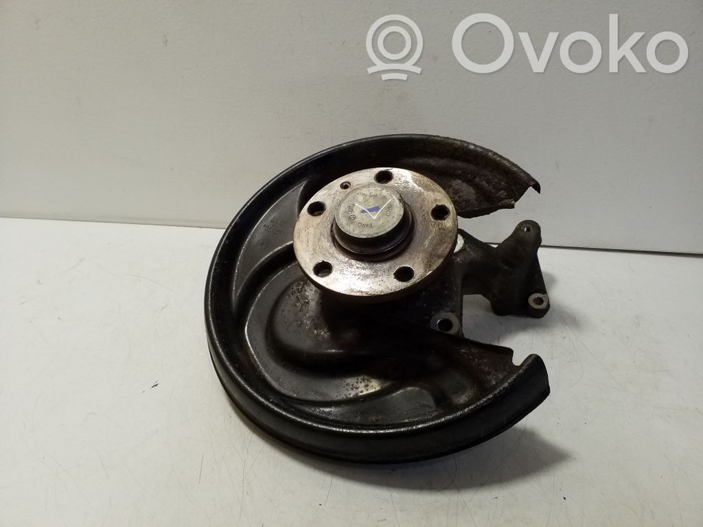 Cubo de rueda trasera   3C0505435F