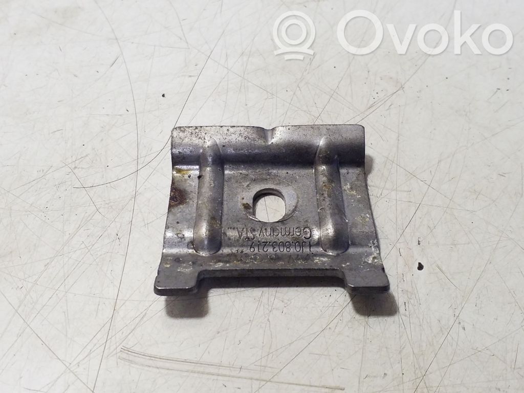Mocowanie akumulatora   1J0803219