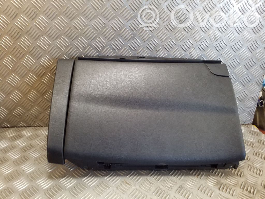Ford Galaxy Mantu nodalījuma komplekts 