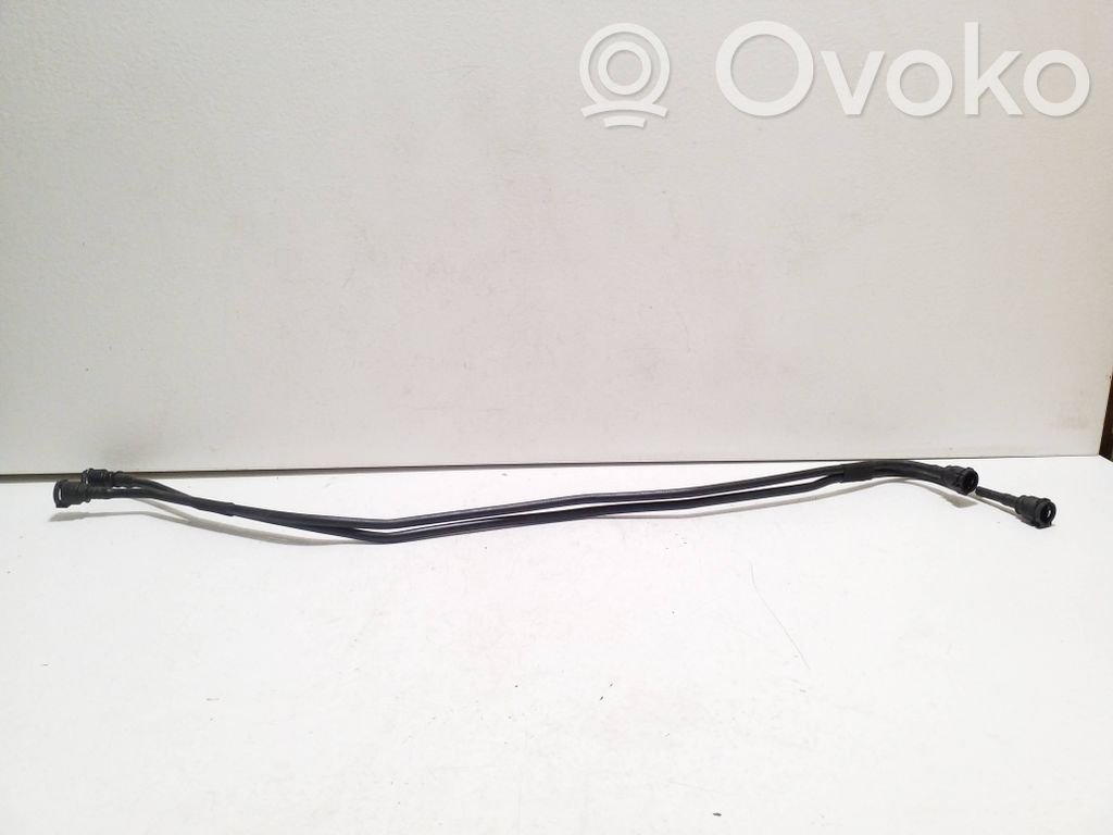 BMW i4 Engine coolant pipe/hose 