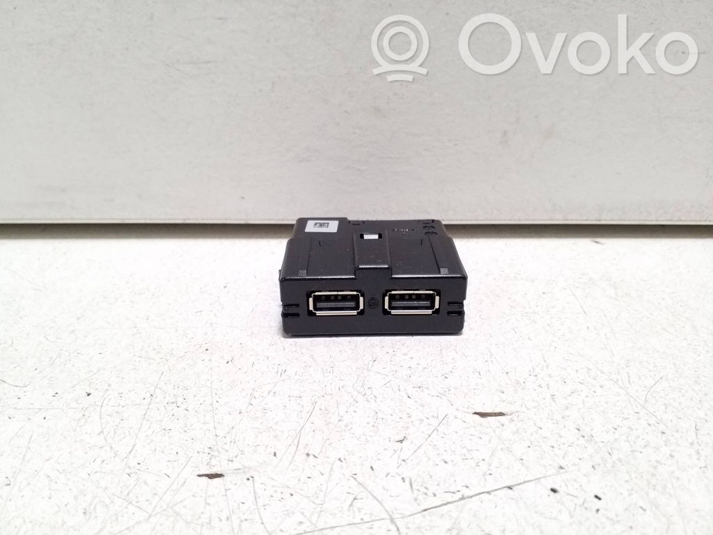 Priză USB   5Q0035726L