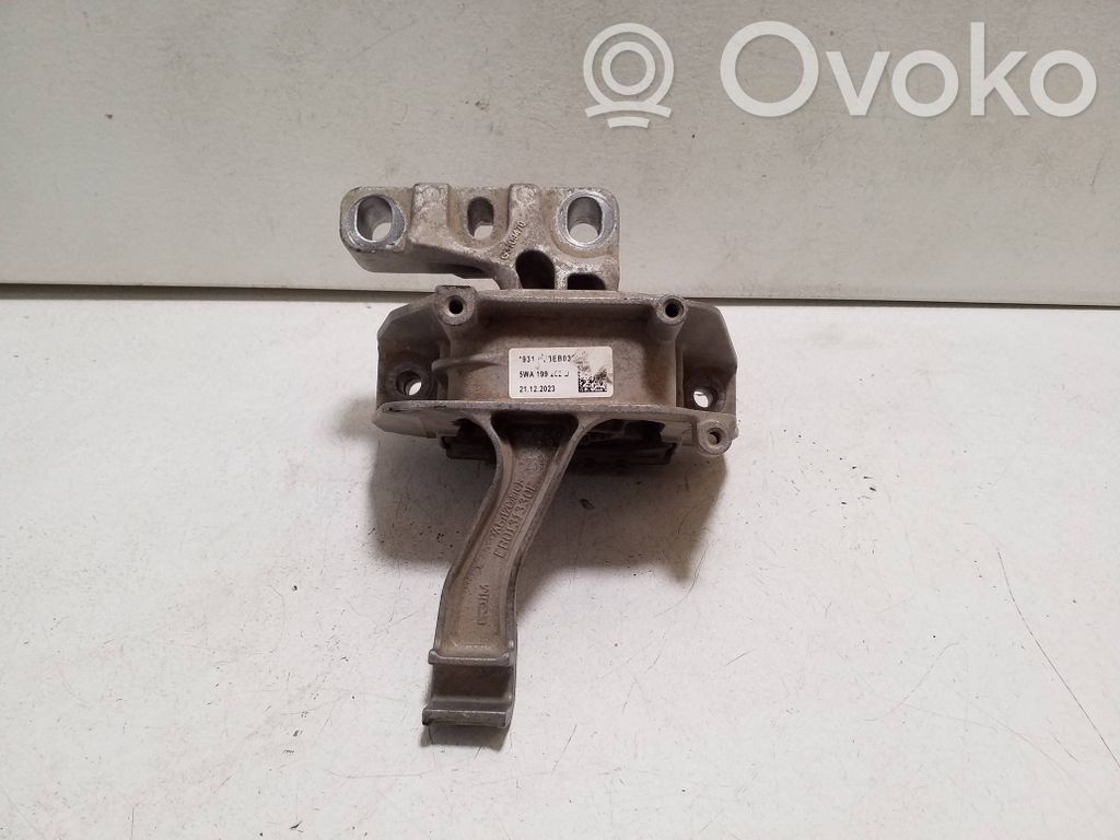 Volkswagen T-Roc Engine mount bracket 