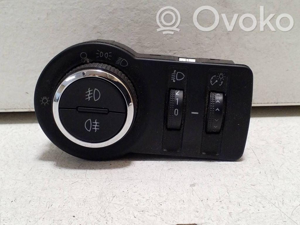 Chevrolet Orlando Interrupteur d’éclairage 