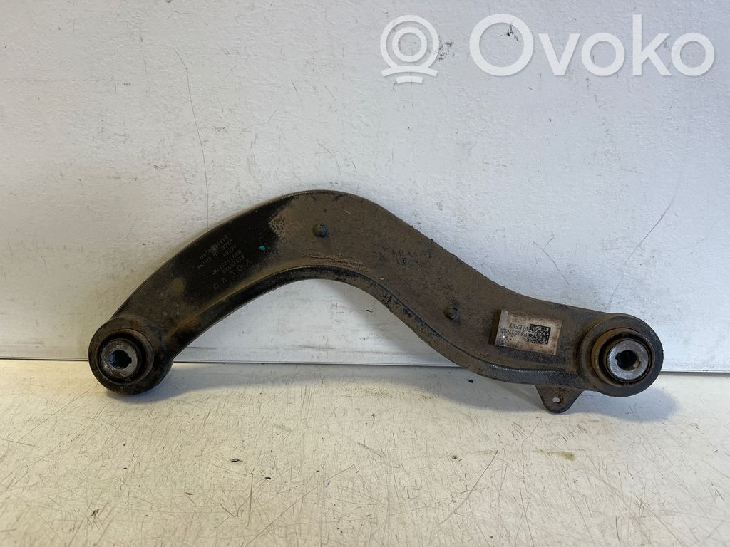 Polestar 2 Querlenker hinten 