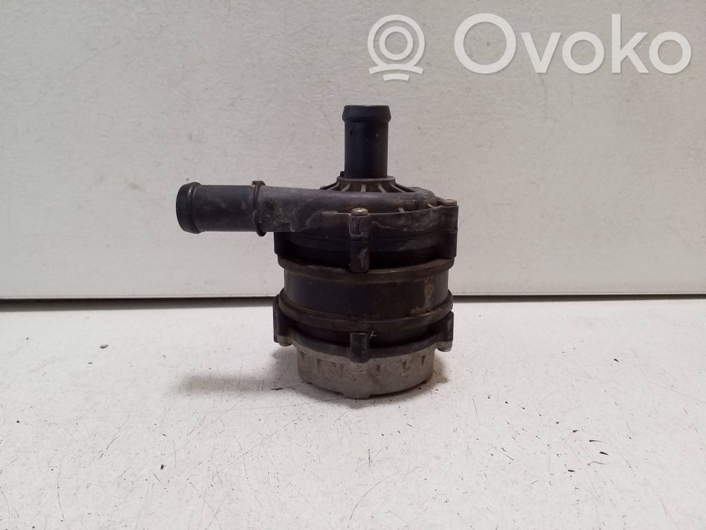 Polestar 2 Pompa elettrica dell’acqua/del refrigerante ausiliaria 