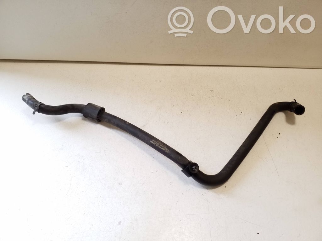 Audi Q7 4M Engine coolant pipe/hose 
