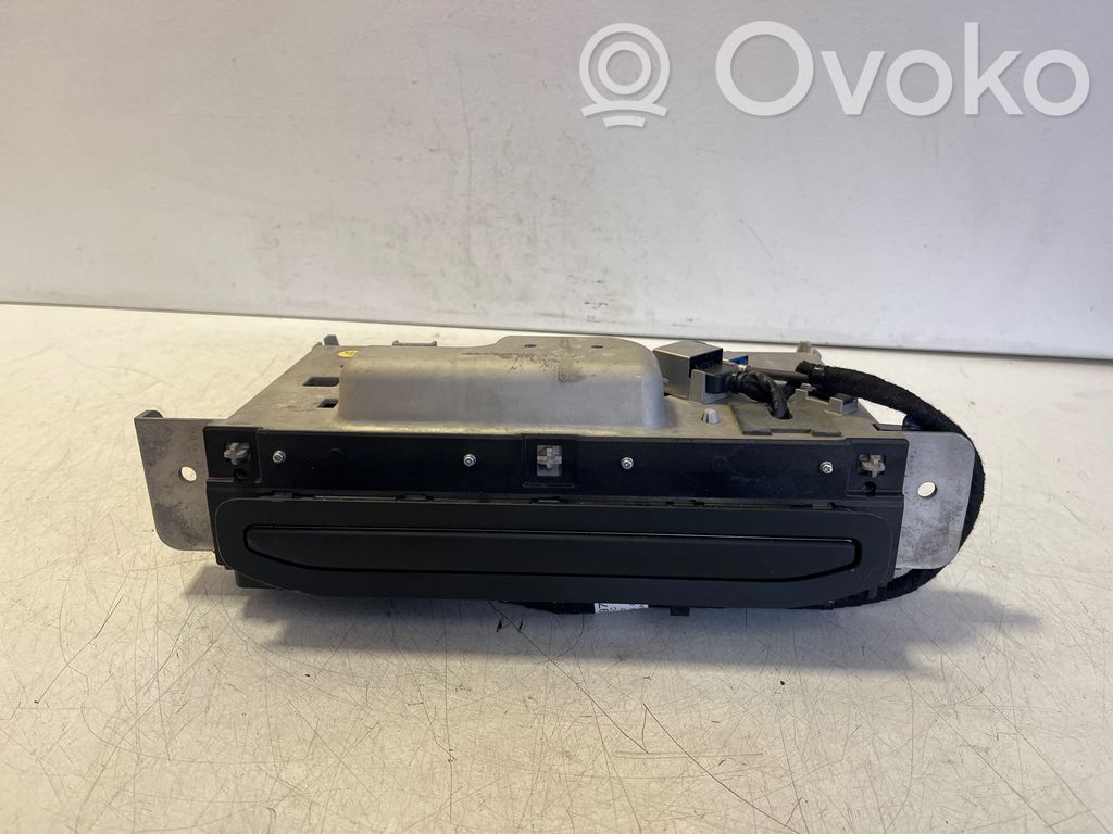 Audi Q7 4M Screen/display/small screen 