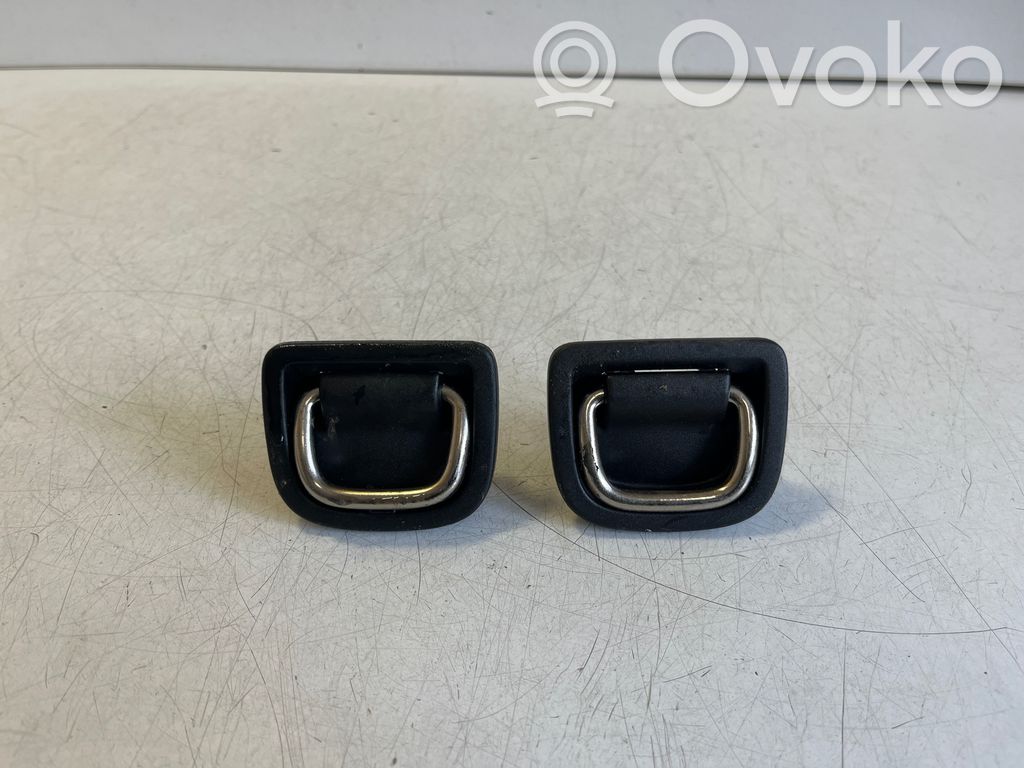 Volkswagen T-Roc Cârlig/ureche fixare 