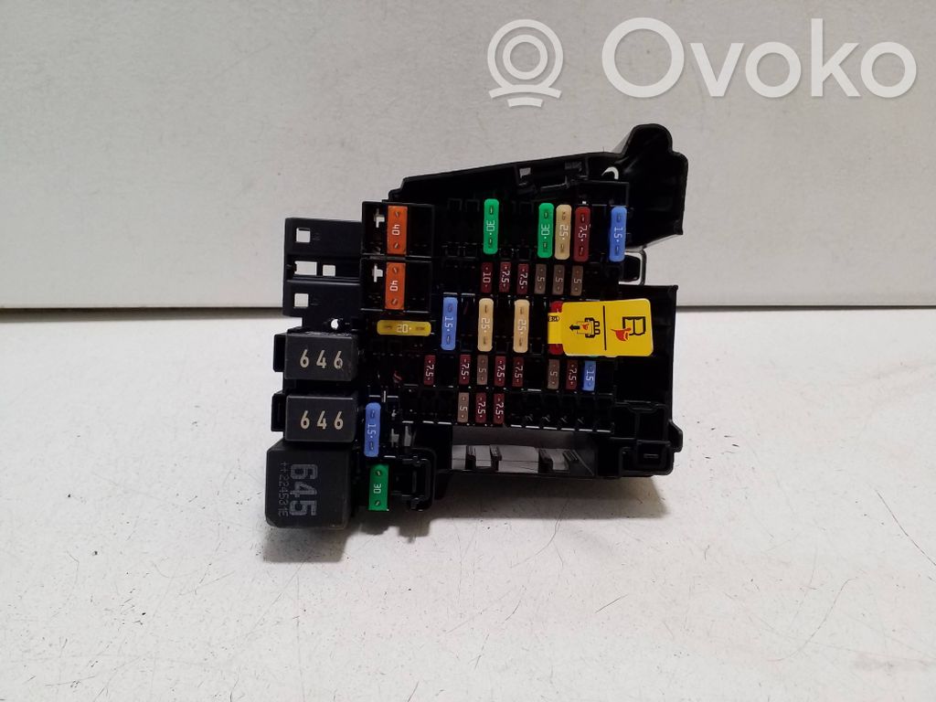 Módulo de fusible   5WA937615