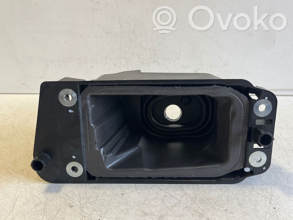 Skoda Fabia Mk4 (6VA) Otros repuestos del interior