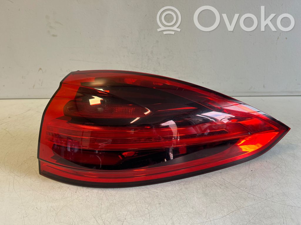 Porsche Cayenne (92A) Lampa tylna