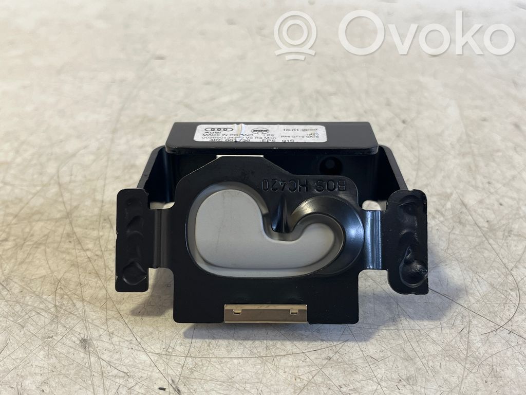 Revestimiento interior del techo   4KE861736