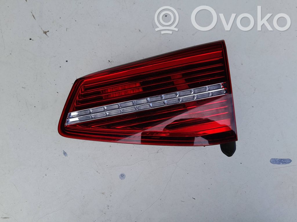 Volkswagen PASSAT B8 Lampy tylnej klapy bagażnika 