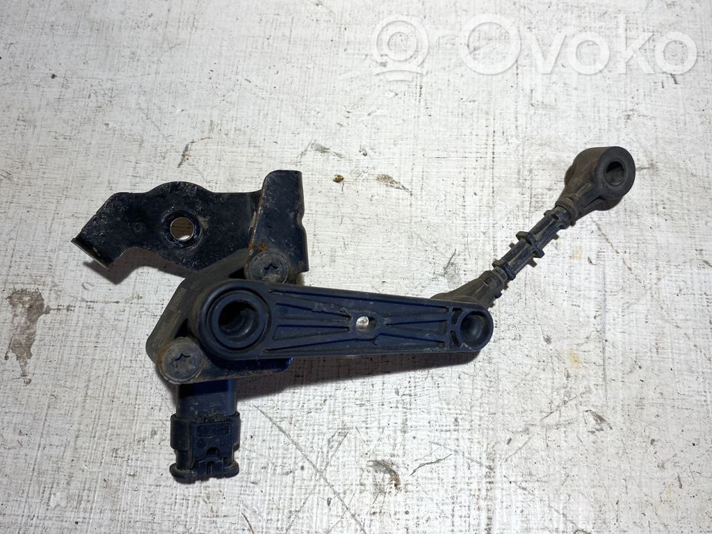 Land Rover Discovery 4 - LR4 Rear air suspension level height sensor 