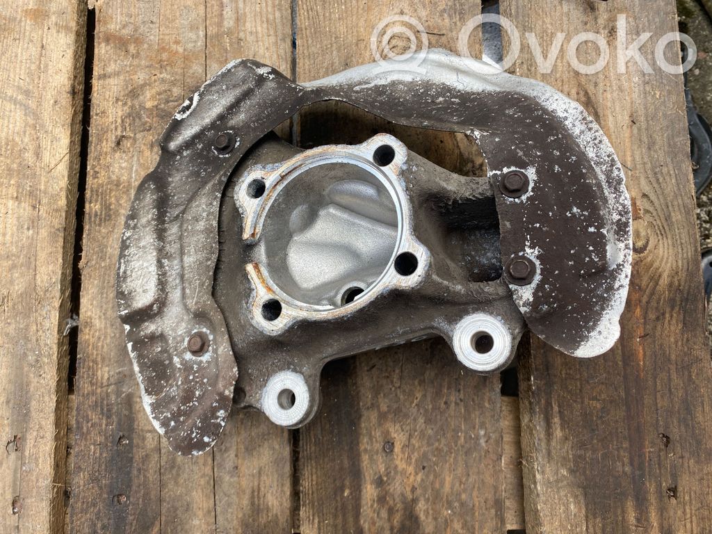 BMW 3 F30 F35 F31 Front wheel hub 