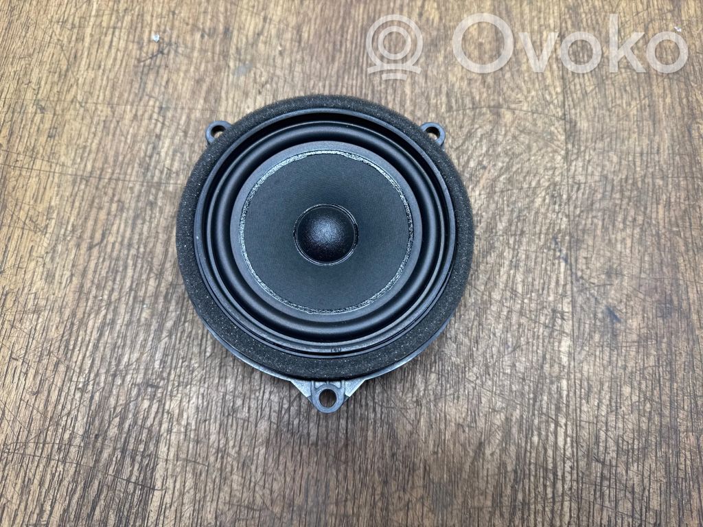 BMW 1 F40 Etuoven kaiutin 