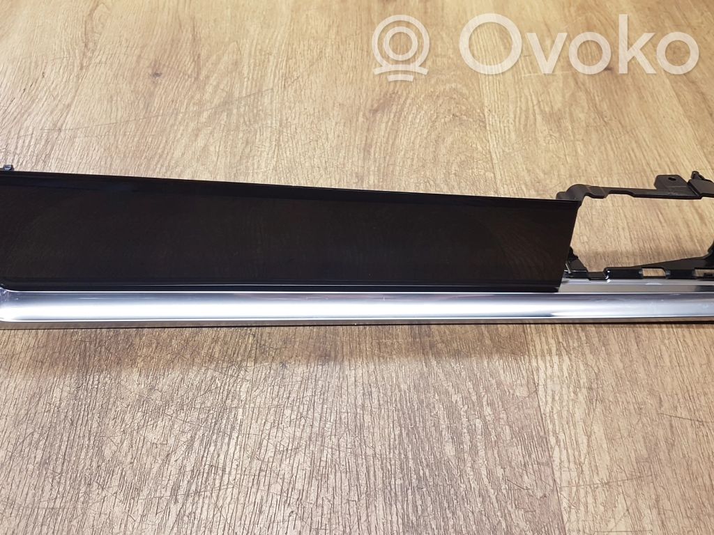 Porsche Macan (95B) Panel trim 