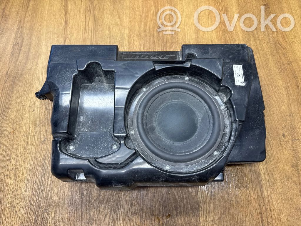 Porsche Macan (95B) Subwoofer speaker 